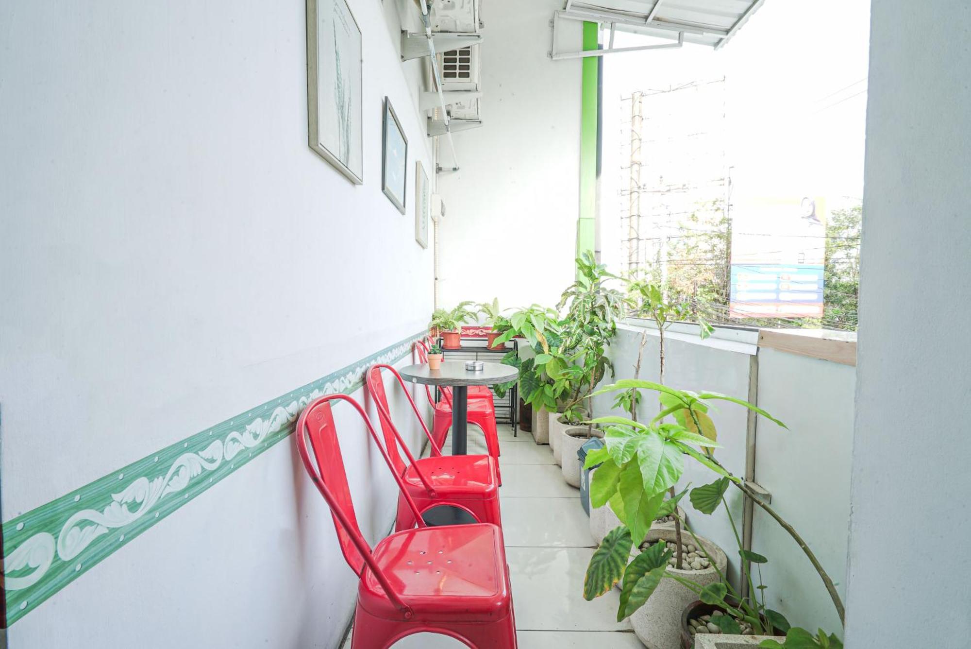 Cabin Hotel Ringroad Utara Maguwo Exterior foto